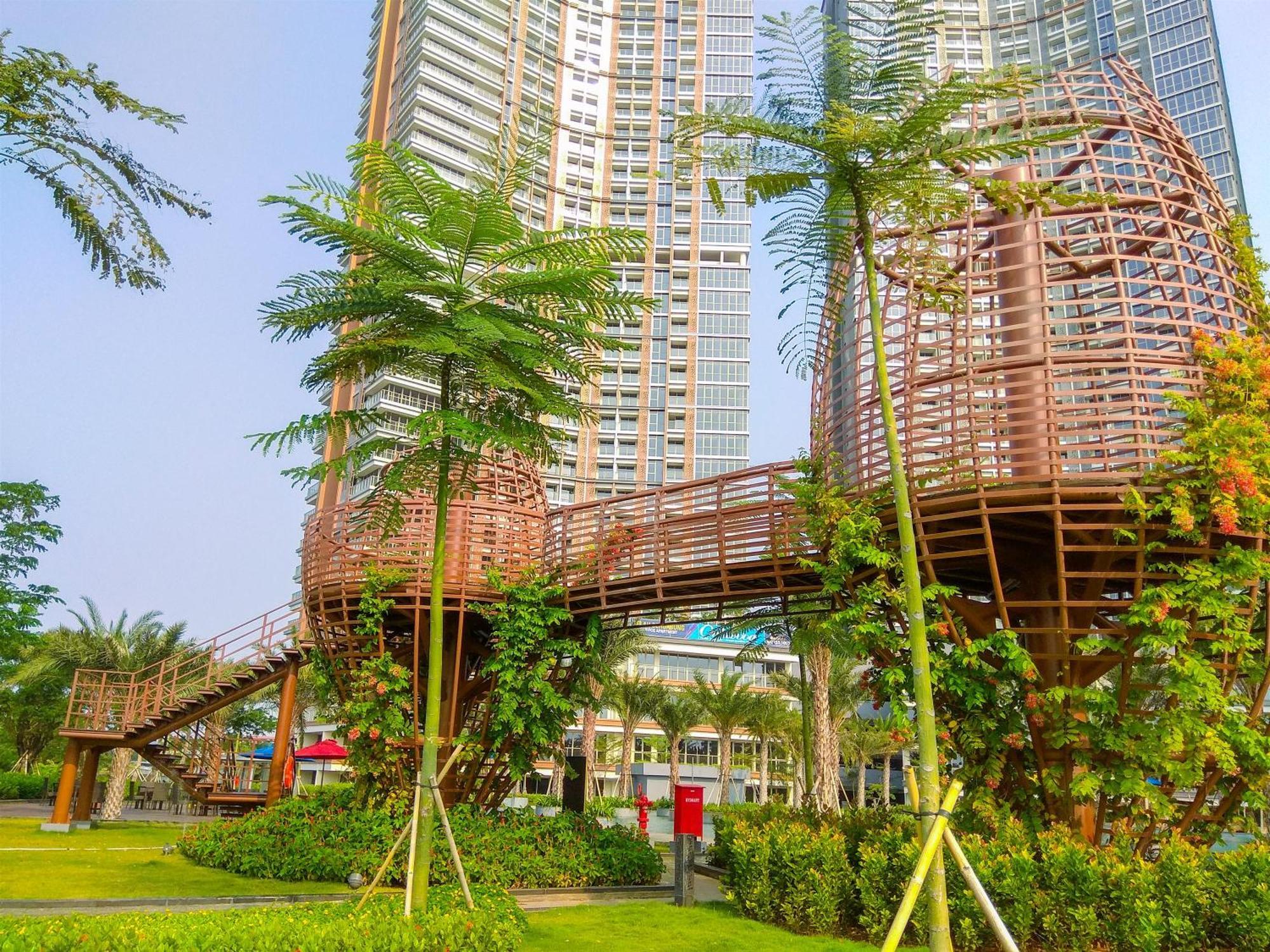 Apartemen View 1br At Gold Coast Pik By Travelio Jakarta