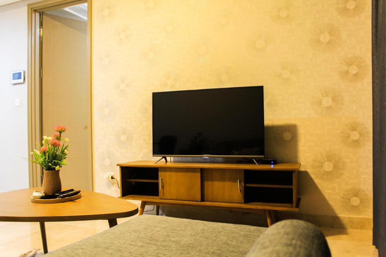 Apartemen View 1br At Gold Coast Pik By Travelio